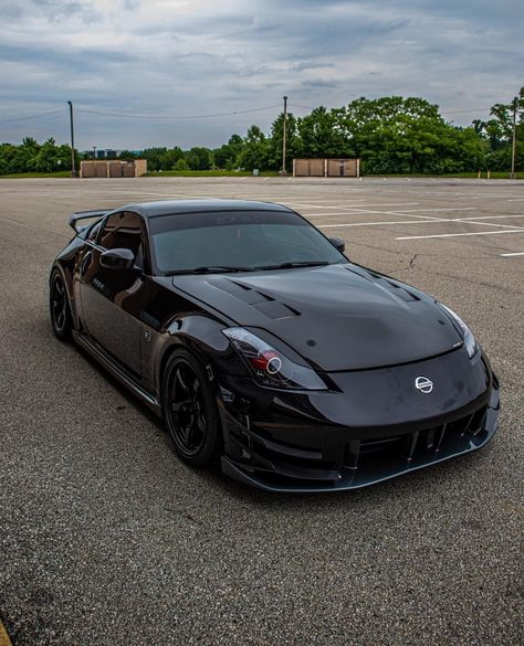 Nissan 370z Black, 350z Nismo, 350z Nissan, 370z Nismo, Nissan 370z Nismo, Nissan Nismo, Nissan 370z, Tuner Cars, Car Culture