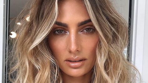 Neutral Makeup Ideas, Wedding Makeup Blonde, Blonde Brown Eyes, Brown Eyes Blonde Hair, Bronze Makeup Look, Neutral Makeup Look, Gorgeous Wedding Makeup, Blonde Hair Makeup, Glam Wedding Makeup