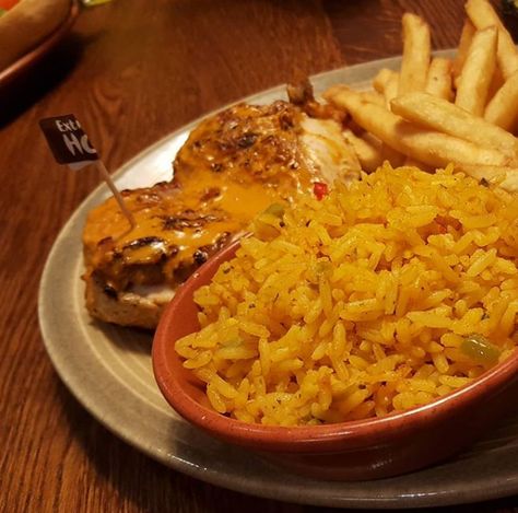 Spicy Chicken And Rice, Nandos Chicken, Nando's Chicken, Butterfly Chicken, Uk Food, Rice Food, Cream Photos, Homemade Breakfast, Chicken And Rice