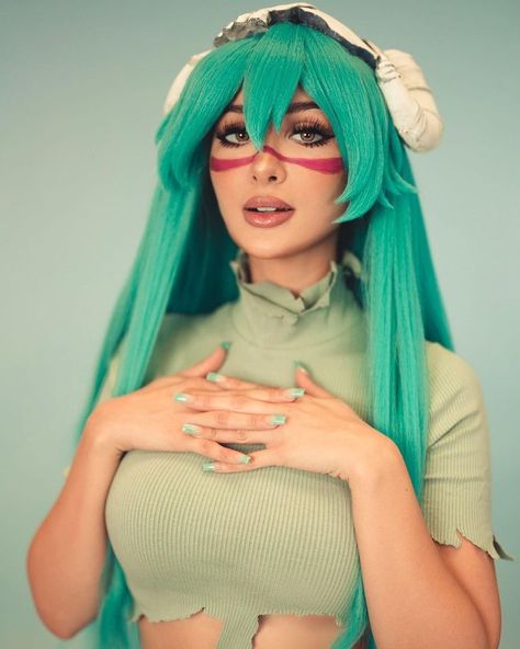 Nelliel Tu Odelschwanck, Bleach Cosplay, Cosplay Ideas Women, Hot Halloween Outfits, Disney Princess Makeover, Universal Language, Anime Cosplay Costumes, Cosplay Characters, Best Cosplay