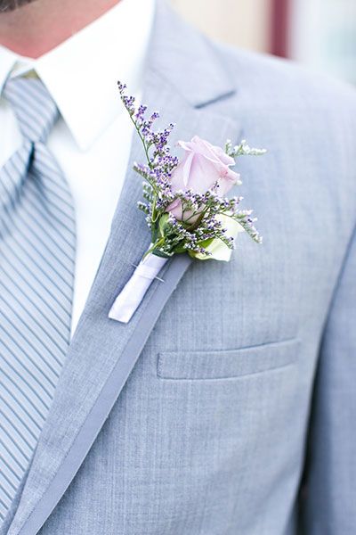 Lavender Boutonniere, Purple Wedding Bouquets, Corsage And Boutonniere, Lilac Wedding, Corsage Prom, Prom Flowers, Groom Boutonniere, Corsage Wedding, Boutonniere Wedding