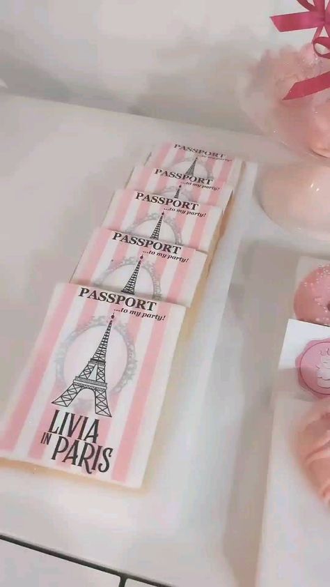 Emily In Paris Aesthetic, Paris Cookies, Paris Bridal Shower Theme, Paris Birthday Theme, Paris Themed Birthday Party, Paris Bridal Shower, Miss Cake, Paris Cakes, Paris Birthday Parties