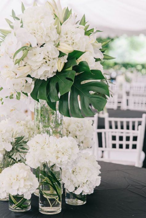 White Table Decor, Flower Event, Iris Wedding, Black White Table, Reception Florals, Beach Wedding Decorations Reception, Palm Wedding, Table Decor Wedding, White Flower Arrangements