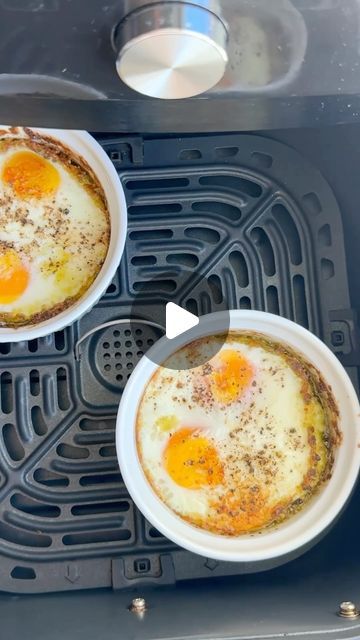 Yumna | Feel Good Foodie on Instagram: "This 2-ingredient breakfast idea is so easy to whip up with just pesto and eggs. You can bake it in the oven if you already have it on, microwave it or air fry it at 300F for 5 minutes. You can find the full recipe plus my favorite breakfast recipes in my cookbook that you can pre-order today. 

Comment “COOKBOOK” to get the link for my cookbook.

You can also grab the book everywhere books are sold or at this link:
https://feelgoodfoodie.net/cookbook/" Egg Bowl, Weight Watchers Breakfast, Favorite Breakfast Recipes, Time To Eat, Baked Eggs, Keto Dinner, 2 Ingredients, Keto Snacks, Easy Breakfast