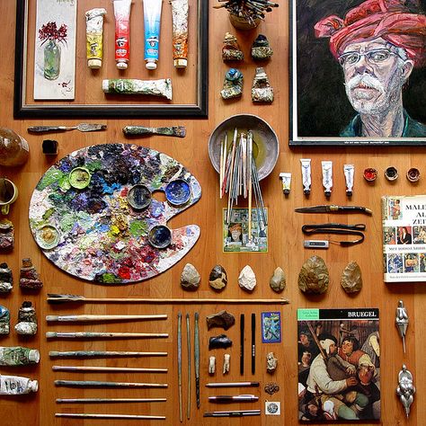 Recycling Art, Things Organized Neatly, Studio Spaces, Miss Moss, Studio Organization, Artist Aesthetic, Art Things, Art Space, Modern Sculpture