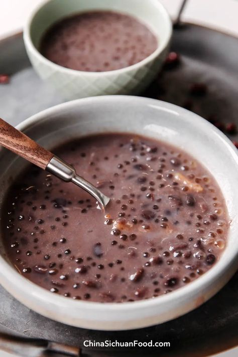 Red Bean Dessert, Tapioca Dessert, Coconut Milk Dessert, Red Beans Recipe, Red Bean Soup, Chinese Soup Recipes, Sichuan Food, Healthy Chinese, Rice Desserts