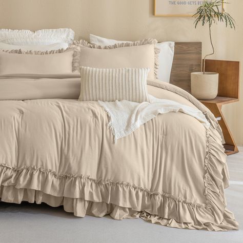 PRICES MAY VARY. 【Luxury Ruffled Comforter Set King】 QSH linen feel textured shabby boho chic comforter set king size for bed brings you a comfortable feeling at your bedding time. Our ruffle bedding comforter sets not only makes the whole bedding look more stylish, but also can enhance the sense of your entire room. It is worth mentioning that our double ruffles are sewn by hand, not by machine. That’s why our comforter set is more delicate than other normal comforters. 【Linen Farmhouse Bedding King Size Bed Sets Comforter, Boho Bed Sets, Cozy King Size Bedding, Cal King Comforter Sets, Fall Master Bed Decor, Bedding For Dark Wood Bed, Rustic Bedding Comforters, Farmhouse Master Bedrooms Decor, Queen Bed Comforter Set