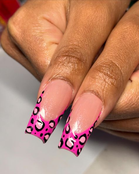 4 the baddest🤗💖 - - - - - #nailinspo #nailart #pink#pinknails #nailinspiration #bdaynails Hot Pink Cheetah Nails, Pink Cheetah Nails, Nailart Pink, Nailinspo Nailart, Cheetah Print Nails, Cheetah Nails, Pink Cheetah Print, The Baddest, Pink Cheetah