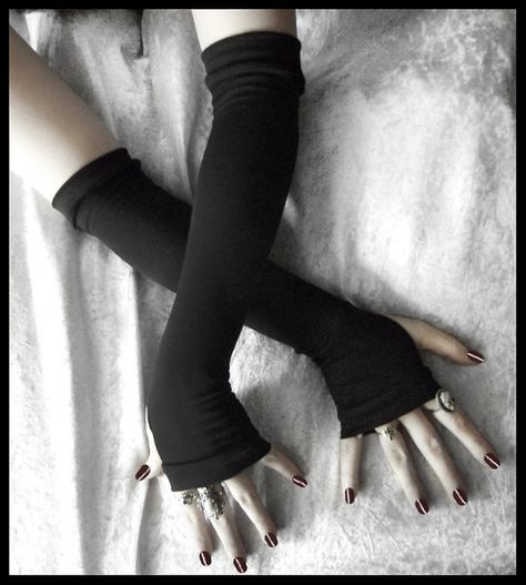 Simplistic Sara Arm Warmers  Soft Black Cotton  by ZenAndCoffee, $28.00 Black Arm Warmers, Black Arm Sleeve, Goth Gloves, Yoga Chic, Gothic Gloves, Long Black Gloves, Chic Goth, Gloves Long, Cotton Gloves