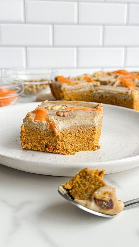 Carrot Ribbons, Carrot Cake Ingredients, Aip Baking, Raw Treats, Baked Cake, Inflammatory Recipes, Healthy Carrot Cakes, Baked Carrots, Vegan Baked