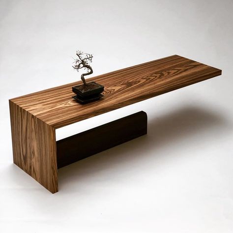 Japanese Low Table, Japanese Furniture Design, Japanese Dining Table, Japan Furniture, Minimalist Wood Furniture, Diy Projects Wood, Awesome Woodworking Ideas, Japanese Table, Japanese Joinery