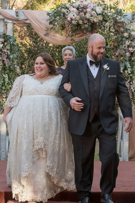 Kate Wedding Dress, Ugly Wedding Dress, Plus Wedding Dresses, Plus Size Brides, Plus Size Wedding Gowns, White Mini Dress Outfit, Dress Winter, A Wedding Dress, Wedding Dress Trends