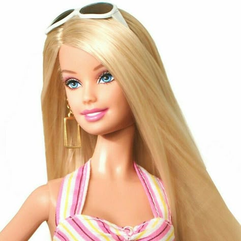 Malibu Barbie Hair, Barbie Hair Color, Brown Hair Barbie, Barbie Bangs, Barbie Long Hair, Barbie Icon, Making Wigs, Angora Goat, Barbie Shop