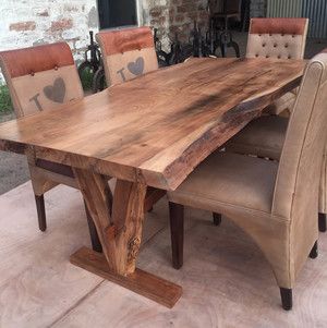 Meja Sofa, Unique Dining Tables, Wood Slab Table, Solid Wood Benches, Dining Table Rustic, Live Edge Furniture, Wood Dining Room, Live Edge Dining Table, Farmhouse Dining Table