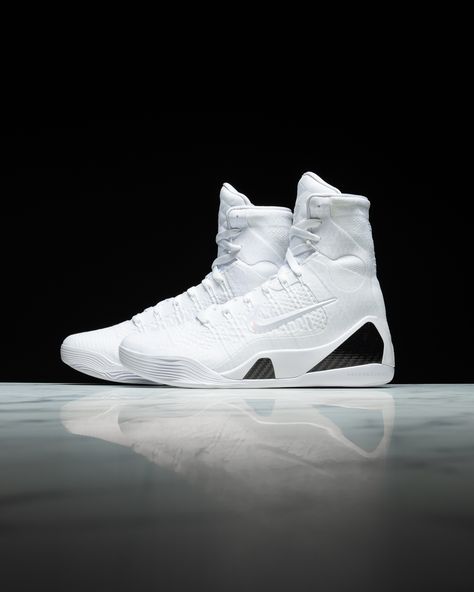 Nike Basketball returns with its annual Kobe “Halo” series, reintroducing the Kobe 9 Elite Protro. This iconic silhouette, the first to feature a Flyknit upper, is crafted in a white colorway with iridescent Swooshes, celebrating Bryant’s lasting impact on both basketball and sneaker culture.   https://sneakerpolitics.com/products/nike-kobe-9-elite-high-protro-halo-white-white Kobe 9 Elite High, All Kobe Shoes, Kobe 10, Halo Series, Kobe 9, Sneaker Culture, Kobe Shoes, 2024 Color, Womens Air Jordans