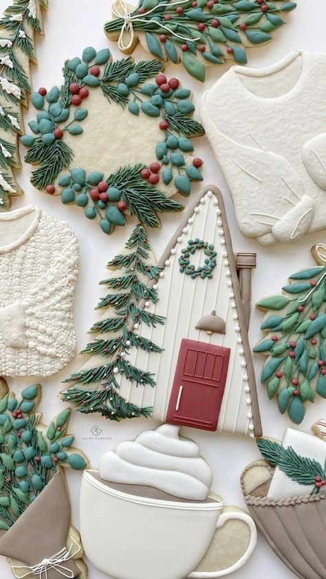 Winter Cookie, Sugar Cookie Designs, Xmas Cookies, Fancy Cookies, Christmas Cookies Decorated, Christmas Sugar Cookies, Cookies Decorated, Cozy Holiday, Iced Cookies