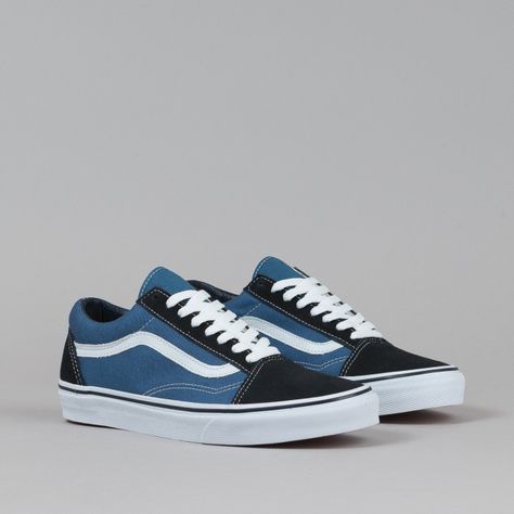 Vans shoes old skool