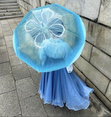 Discover the magic of DIY Jellyfish Umbrella Costumes with our comprehensive guide. Immerse yourself in a world of creative costume diy, where the beauty of jellyfish umbrella aesthetic meets innovative design. Learn how to craft your very own jellyfish umbrella prop with easy-to-follow instructions. Whether you're gearing up for a festival, looking for a unique craft, or aiming to add a touch of ocean-inspired elegance to your wardrobe, our tips will help you create an enchanting look. Diy Jellyfish, Jellyfish Costume, Princess Jellyfish, Piskel Art, Anime Child, Pastel Aesthetic, Jellyfish, Sea Creatures, The Ocean