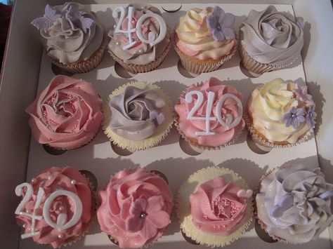 40th Birthday Cucpakes by Sadie's Cupcakes, via Flickr 40th Birthday Women, Fun Cake Decorating Ideas, Fun Cake Decorating, 40th Birthday Cupcakes, 40th Birthday For Women, Everything Cake, Birthday Women, Cupcakes Cake, Cake Decorating Ideas