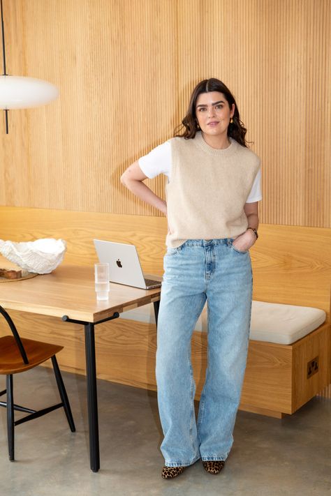 Four Working From Home Uniforms from Sezane | AD – The Anna Edit Cream Vest Outfit, Anna Edit, Knit Vest Outfit, Wide Leg Jeans Outfit, Simple Casual Outfits, Casual Outfit Inspiration, Outfit Formulas, Winter Outfit Inspiration, Vest Outfits