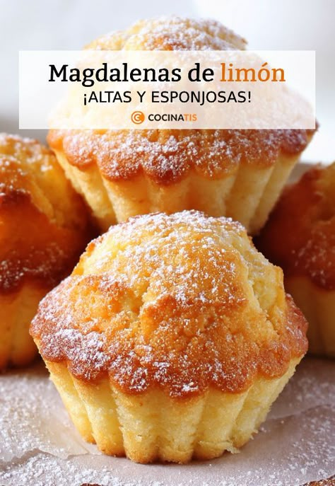 Sweet Empanadas Recipe, Salmon Cakes Recipe, Lemon Muffins, Salmon Cakes, Mexican Dessert, Bakery Desserts, Dump Cake Recipes, Bread Cake, Bakery Recipes