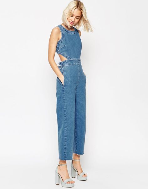 Image 4 of ASOS Denim Wide Leg Cut Out Jumpsuit In Pretty Vintage Wash Denim Jumpsuits, Outfit Denim, Denim Inspiration, Couture Mode, Mode Inspo, Inspired Outfits, Denim Overalls, Denim Jumpsuit, Inspiration Mode