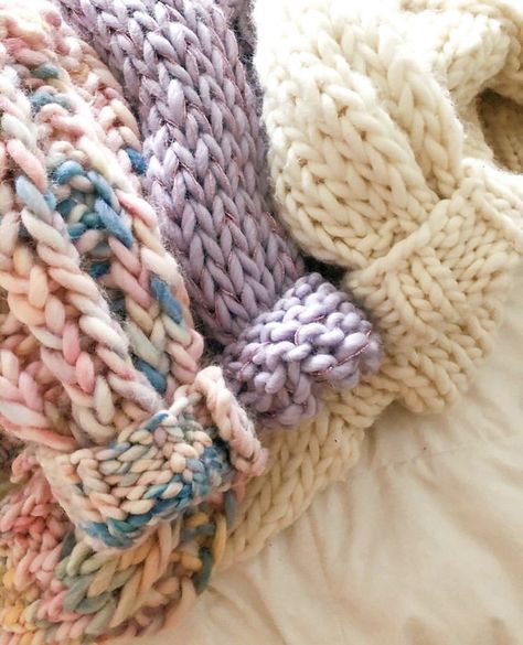 Cottage Knitting, Chunky Knit Sweater Pattern, Chunky Knit Sweaters, Patchwork Knit, Simply Knitting, Embroidery Patchwork, Yarn Inspiration, Cozy Quilts, Wool Projects