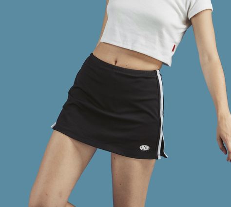 track skirt at Unif Unif Skirt, Unif Clothing, Sport Skirt Outfit, Clothing Subscription, Skirt Shorts, Clothing Sites, Striped Skirt, Sports Skirts, Shorts Women