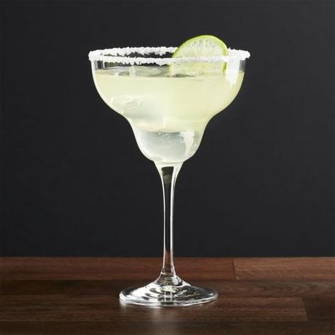 Margarita Bar, Margarita Salt, Margarita Day, National Margarita Day, Jalapeno Margarita, Types Of Cocktails, Types Of Glassware, Dining Etiquette, Watermelon Mint