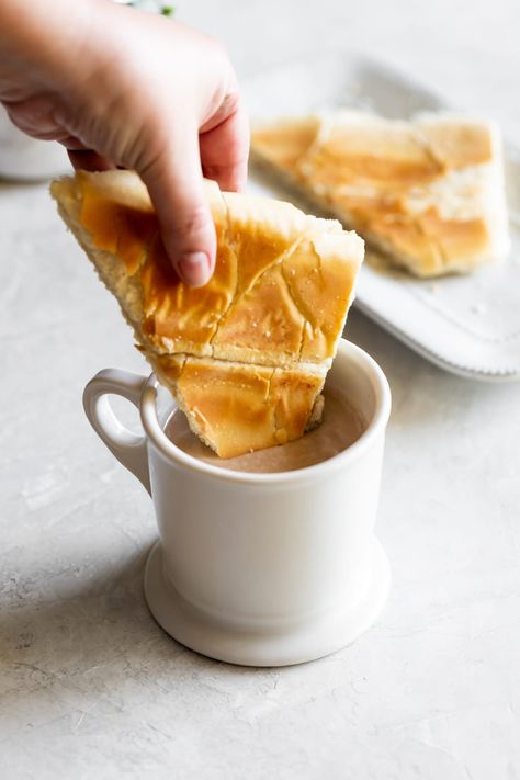 Cafe Con Leche Recipe, Cuban Breakfast, Awesome French Toast Recipe, Cuban Cafe, Cuban Bread, Cuban Coffee, Milk And Sugar, Sweet Potato Hash, Breakfast Drink