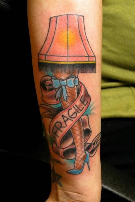 Christmas Story Tattoo, Leg Lamp Tattoo, Tumblr Lamp, Three Kings Tattoo, Kings Tattoo, Christmas Story Leg Lamp, Americana Tattoo, Story Tattoo, Lamp Tattoo