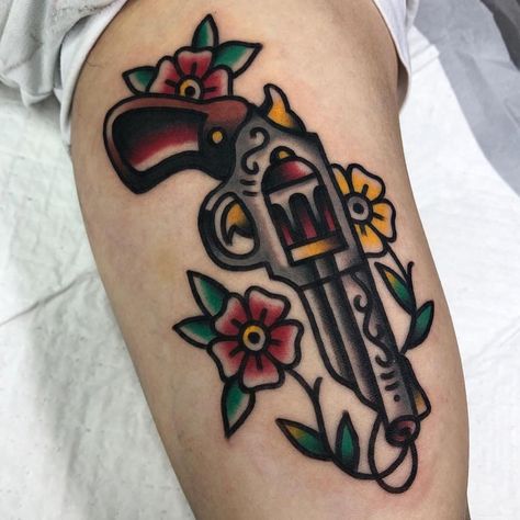 Traditional Gun Tattoo | Tattoo Ideas and Inspiration | alin_tattooer Welder Tattoo, Welding Tattoo, Revolver Tattoo, Hot Rod Tattoo, Traditional Tattoo Inspiration, Traditional Tattoo Flowers, Traditional Style Tattoo, Kunst Tattoos, Western Tattoos