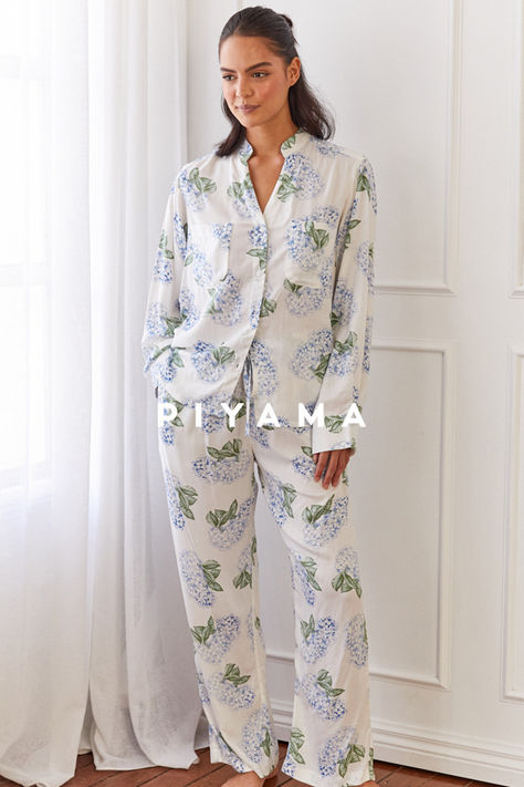 Welcome to the P I Y A M A lifestyle. Designed in Australia, ethically produced in Bali. Sleep • Lounge • Bridal • Baby Feels Like Home, Kimono Robes, Pyjama Sets, Mens Sleepwear, Sleep And Loungewear, Pajama Sets, Flower Child, Bridal Outfits, Summer Clothes