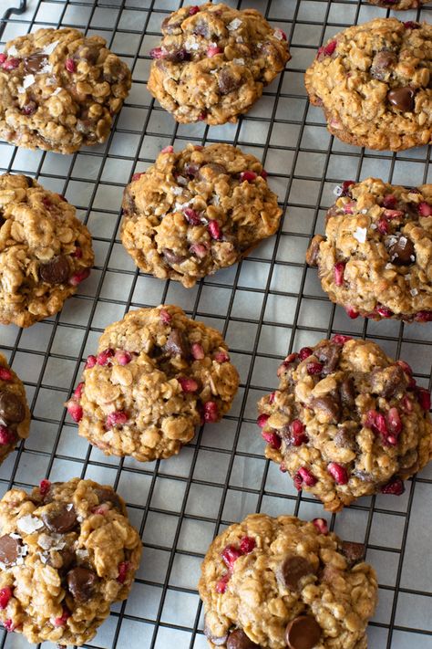 Oatmeal Pomegranate Chocolate Chip Cookies - Reality Bakes Pomegranate Pastries, Pomegranate Baking, Pomegranate Recipes Baking, Yalda Cookies, Recipes With Pomegranate, Pomegranate Chocolate, Pomegranate Dessert, Dinner 2023, Chocolate Chip Oatmeal Cookies