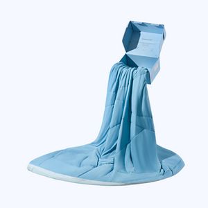 Evercool® Cooling Comforter | Award-Winning Cooling Comforter for Hot Sleepers | Rest Cooling Comforter, Kids Comforters, Cool Comforters, Cool Swimming Pools, Heavy Blanket, Down Comforters, Arctic Blue, Lightweight Blanket, Cooling Blanket