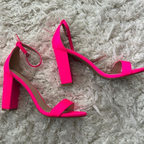 Brand New Hot Pink Heels Size 8 Hot Pink And Black Hoco, Pink Hoco Heels, Fun Heels Unique, Black Dress Pink Heels, Philly Fashion, Hoco Heels, Hoco Shoes, Neon Pink Heels, Hot Pink High Heels