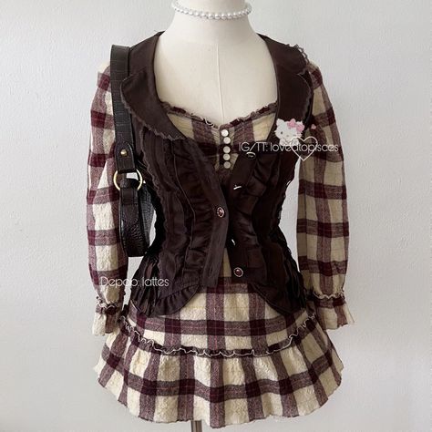 Shoujo plaid outfit by @lovedtopisces on IG/TT, @lattes on Depop Brown Shoujo Outfit, Shoujo Protagonist Aesthetic, Brown Plaid Outfit, Shoujo Fashion, Babydoll Outfit, Himekaji Outfits, Angel Clothes, Horror Protagonist, Plaid Outfit