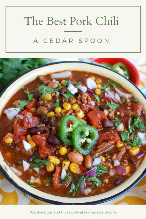 Ground Pork Chili, Pork Chili Recipe, Pork Chili, Ground Pork Recipes, Fall Meal, Pork Soup, Chili Recipe Crockpot, Chilli Recipes, Crockpot Pork