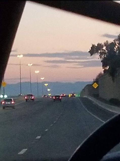 Highways Aesthetic, Motorway Aesthetic, Highway Aesthetic, Playlist Pfp, Morgan Aesthetic, Roadtrip Vibes, Morgan Core, Harry And Sally, Driving Aesthetic