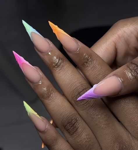 Simple Stiletto Nails, Biab Nail, Stilleto Nails Designs, Punk Nails, Sassy Nails, Colored Acrylic Nails, Pointed Nails, Girly Acrylic Nails, Stiletto Nails Designs