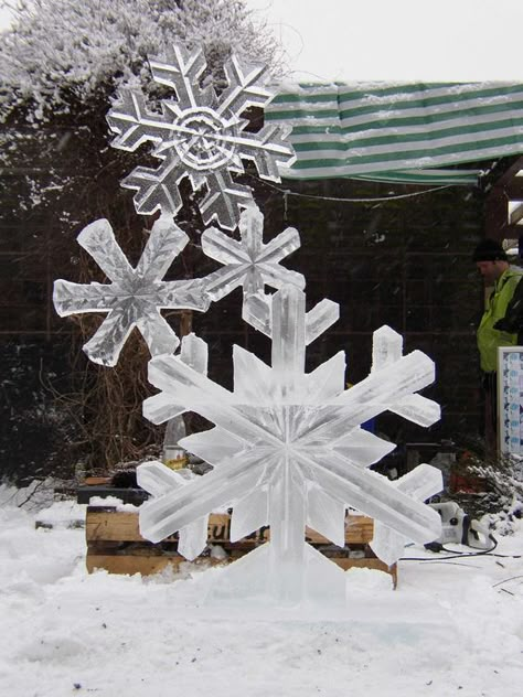 Ice Magic, Ice Carving, Winter Shower, Apres Ski Party, Snow Theme, Ice Art, Snow Sculptures, Ice Sculpture, Winter Wedding Decorations