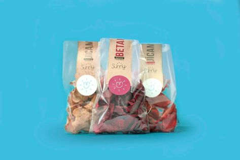 Fruit Chips Packaging, Dehydrated Fruits, Chips Packaging, Bar Restaurant Design, Chip Packaging, Architecture Restaurant, Packaging Snack, Snack Packaging, Healthy Homemade Snacks