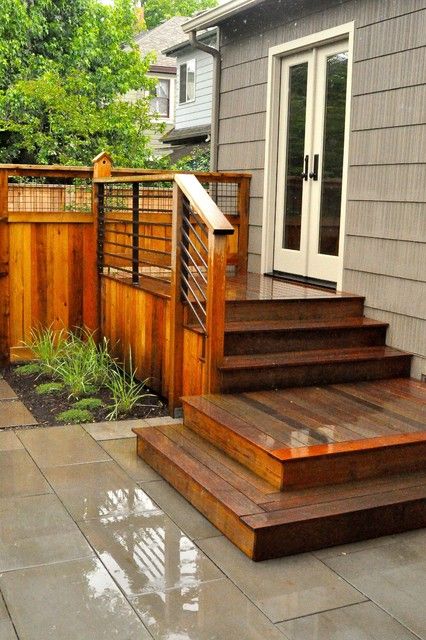 Small Backyard Decks, Patio Stairs, Front Porch Steps, Porch Stairs, Porch Remodel, Patio Steps, Deck Steps, Patio Deck Designs, Exterior Stairs