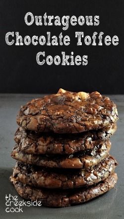 Outrageous Chocolate Toffee Cookies - The Creekside Cook Chocolate Toffee Cookies, Recipe Cookies, Toffee Cookies, Chocolate Toffee, Cookies Chocolate, Crinkle Cookies, Cookie Bar Recipes, Candy Cookies, Cookies Recipes