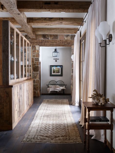 Aaron Paul Architectural Digest, Mountain Chic Interior Design, Aaron Paul House, Rustic Chic Home, Jake Arnold, Cabin Style Homes, La Brea, Aaron Paul, Hallway Design