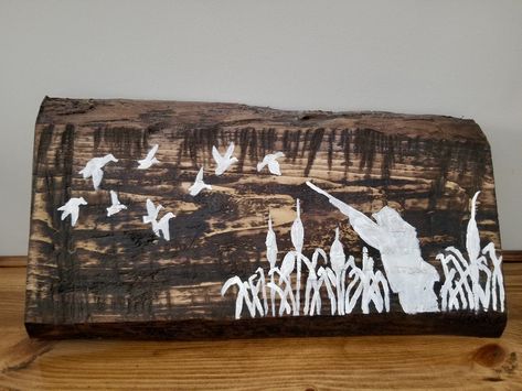 Cute duck hunting sign for the duck hunter/huntress. Duck Hunting Art, Duck Hunting Painting, Duck Hunter Gifts, Duck Hunting Tattoos, Pretty Pallets, Duck Hunting Nursery, Steel And Wood Furniture, Duck Hunting Decor, Duck Hunting Blinds