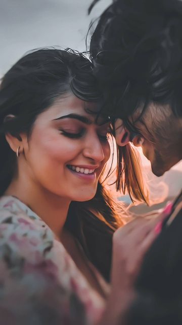 Tum Jo Aaye, Tulsi Kumar, Haldi Ceremony Outfit, Love Pic, Romantic Couple Images, Army Girlfriend Pictures, Best Pose For Photoshoot, Self Portrait Poses, Couple Picture Poses