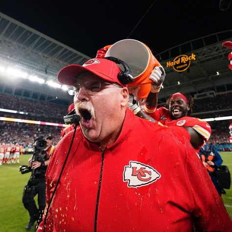 1,455 Likes, 8 Comments - Kansas City Chiefs (@chiefstoday_) on Instagram: “#Chiefs HC Andy Reid has announced he will rest “certain guys” for Sunday’s game vs the #Chargers…” Kansas City Chiefs Aesthetic, Chiefs Aesthetic, Josh Aesthetic, Chiefs Wallpaper, Andy Reid, Red Kingdom, Chiefs Kingdom, Reference Board, Broncos Fans