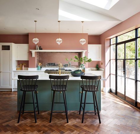 15 pretty pink kitchen ideas that are practically perfect in every way | Real Homes Colourful Kitchens, Crittal Doors, Colourful Kitchen, Open Plan Kitchen Diner, Open Plan Kitchen Living Room, Freestanding Kitchen, Life Kitchen, Kitchen Colour Schemes, Kitchen Island With Seating