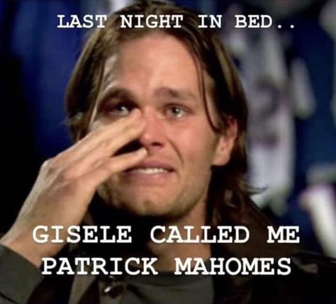 Tom Brady Crying, Super Bowl Memes, Kansas City Chiefs Funny, Nfl Funny, Kansas City Chiefs Logo, New Orleans Saints Football, Nfl Memes, Kansas City Chiefs Football, Chiefs Football